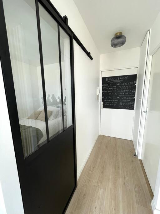 Appartement Cosy Et Lumineux Орли Екстериор снимка