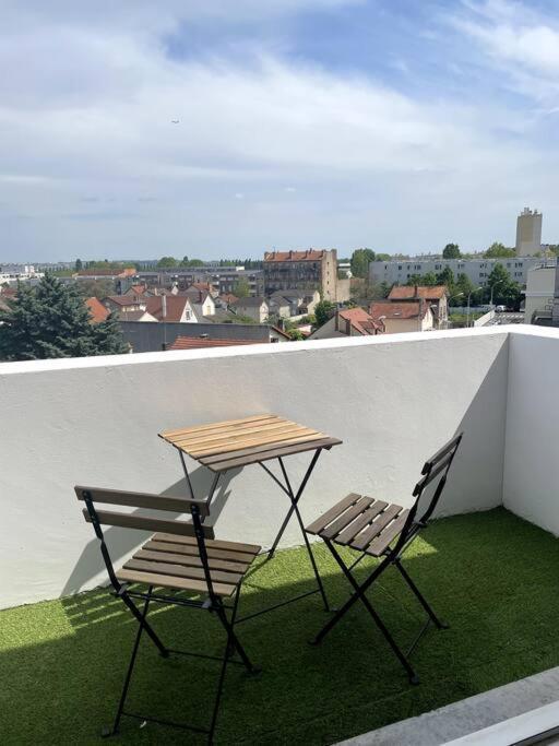 Appartement Cosy Et Lumineux Орли Екстериор снимка